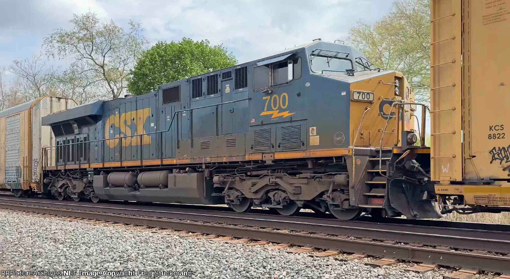 CSX 700 helps the lengthy 276.